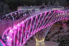 During the night. Aga Khan Award for Architecture 2016 Winner: Tabiat Pedestrian Bridge, Tehran